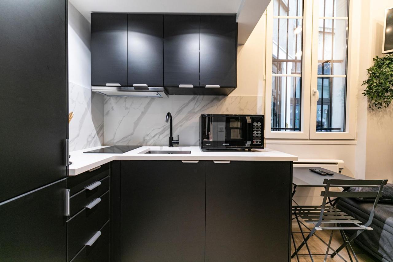 Le Studio De Belleville 2 A 4 Personnes Париж Екстериор снимка